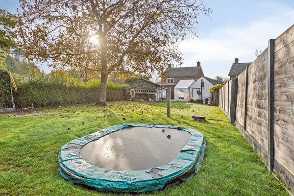 Medium property photo - Burgemeester van Ginnekenstraat 11, 6021 AH Budel